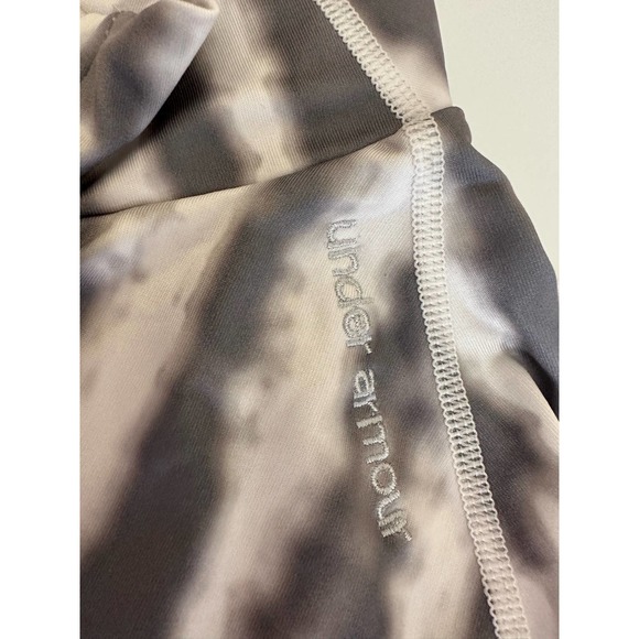 Women XL under armour high neckline zip pullover long sleeve workout top shirt - Picture 2 of 11